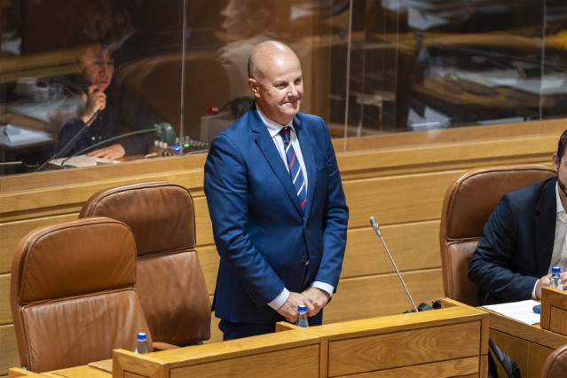 Moisés Rodríguez Pérez toma posesión como deputado do Parlamento de Galicia