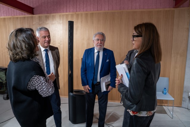 Santalices destaca o compromiso do doutor Darío Álvarez Blázquez co galeguismo