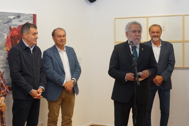  Santalices celebra a continuidade da Bienal Pintor Laxeiro, que se consolida en Lalín