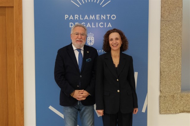 Santalices recibe no Parlamento á nova Fiscala Superior de Galicia
