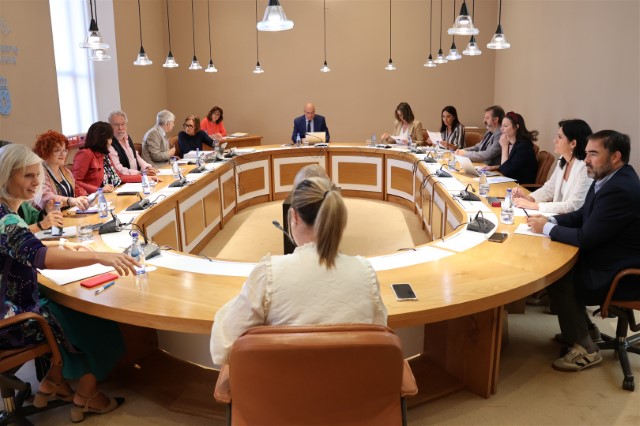 Convocatoria da sesión plenaria do 23 de setembro de 2025