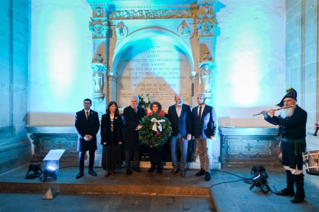  Santalices lembra a Rosalía coma a figura piar da nosa identidade colectiva e democrática