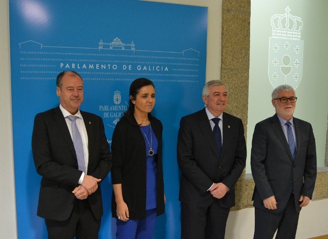 A presidenta do Parlamento e os reitores das tres universidades galegas comprométense a incrementar a colaboración entre as institucións