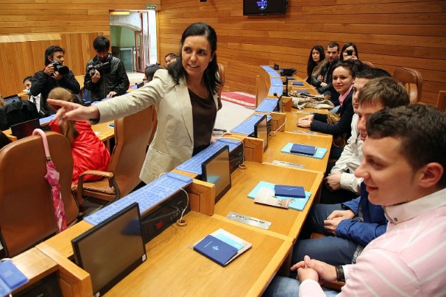Pilar Rojo agradece a participación na Xornada de Portas Abertas do Parlamento, “consolidada” xa no programa de actividades da Cámara