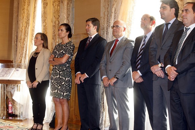 A presidenta do Parlamento de Galicia, Pilar Rojo Noguera, asistiu este mércores á toma de posesión de Ethel Vázquez como conselleira de Medio Ambiente, Territorio e Infraestructuras