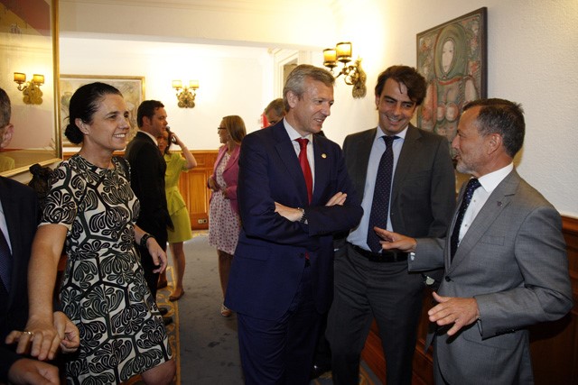 A presidenta do Parlamento de Galicia, Pilar Rojo Noguera, asistiu este mércores á toma de posesión de Ethel Vázquez como conselleira de Medio Ambiente, Territorio e Infraestructuras