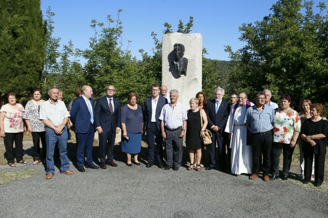 O presidente do Parlamento participa nunha ofenda floral a Miguel Ángel Blanco