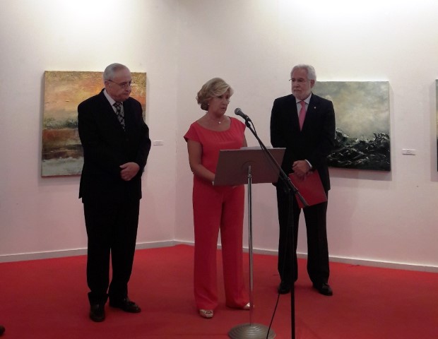 Santalices participa na inauguración dunha exposición da pintora Marisa Redondo na Casa de Galicia en Madrid