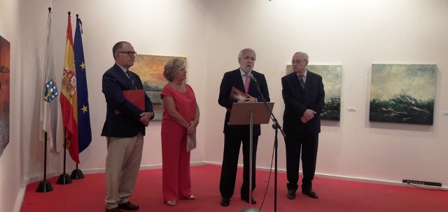 Santalices participa na inauguración dunha exposición da pintora Marisa Redondo na Casa de Galicia en Madrid