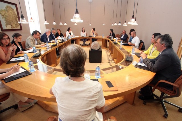 Convocatoria do Pleno do Parlamento de Galicia previsto para o 1 de agosto de 2017