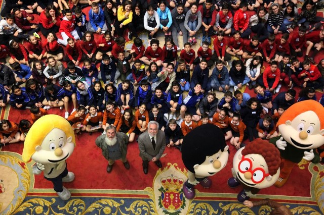 Arredor de 400 escolares coñecen o Parlamento de Galicia nunha xornada de portas abertas para infantil e primaria