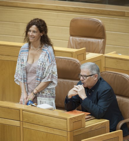 Julia Torregrosa toma posesión como deputada do Parlamento de Galicia