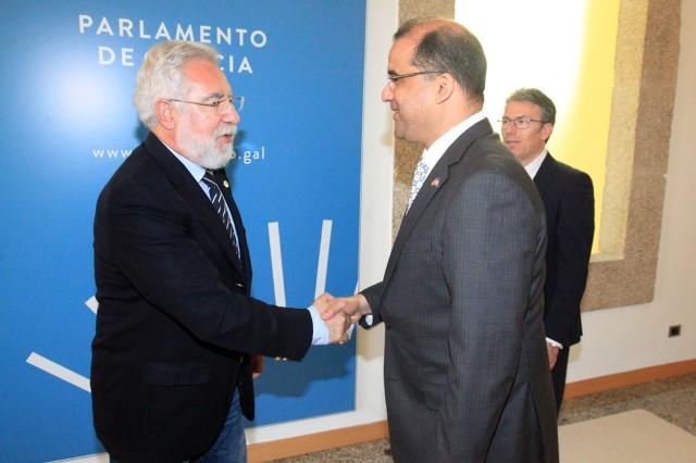 O embaixador da República Dominicana en España visita o Parlamento de Galicia