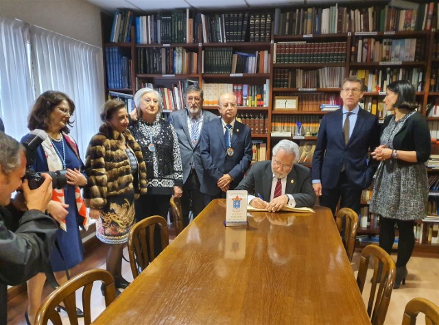 Santalices reitera o recoñecemento do Parlamento de Galicia “ao conxunto da emigración galega, coa que estamos en débeda”