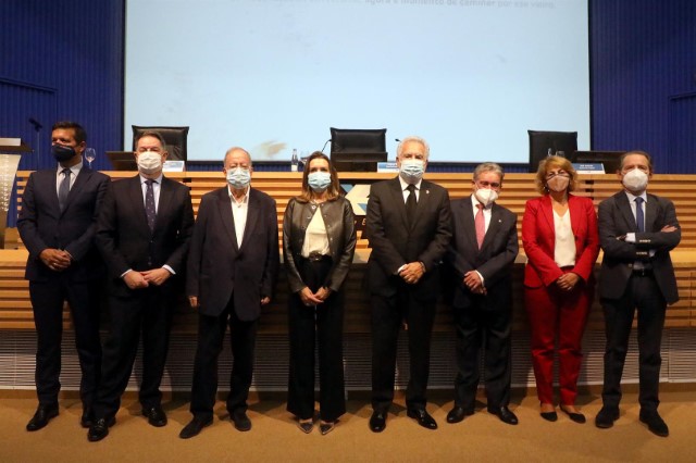 Santalices anima a “preservar e fortalecer as institucións autonómicas galegas” como fonte de progreso, estabilidade e benestar 