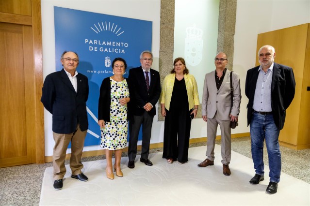Visita institucional do Consello da Cultura Galega ao Parlamento logo da reelección da presidenta