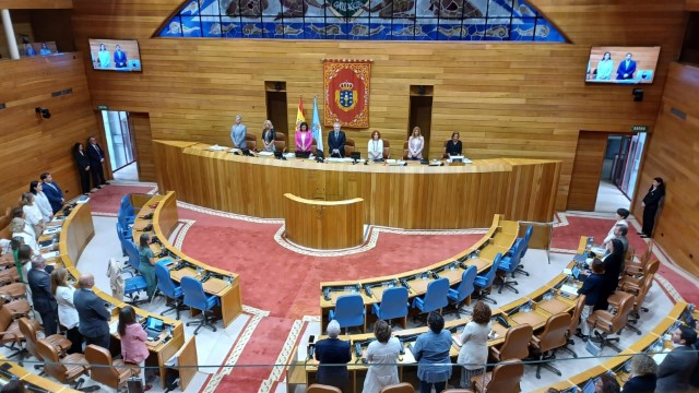 Minuto de silencio do Parlamento de Galicia en memoria das vítimas do terremoto de Marrocos e das inundacións en Libia
