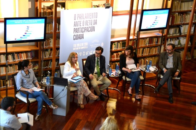 Santalices subliña que os deputados deben “escoitar á sociedade” e aposta por afondar nos mecanismos de participación cidadá