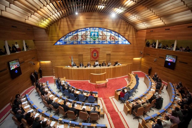 Constituída a IX Lexislatura do Parlamento de Galicia