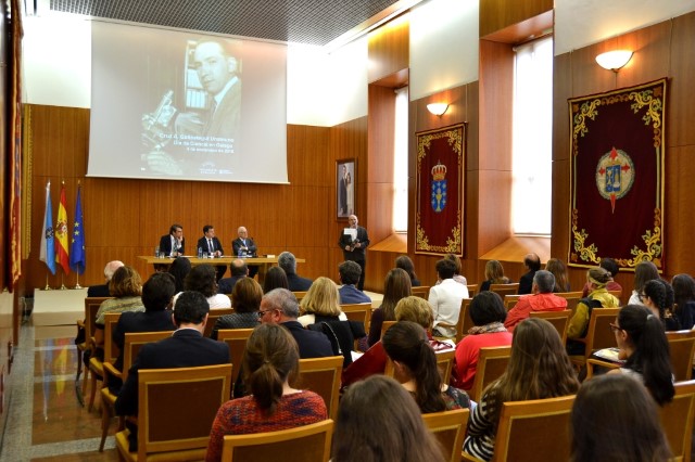 Diego Calvo anima á mocidade a tomar exemplo de figuras como Cruz Gallástegui por “facer ciencia aplicada, da que aínda hoxe nos seguimos a beneficiar”