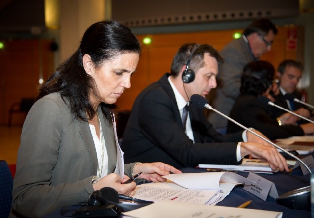 Pilar Rojo anima aos parlamentos rexionais europeos a compartir experiencias para gañar en eficiencia e achegarse aos cidadáns 