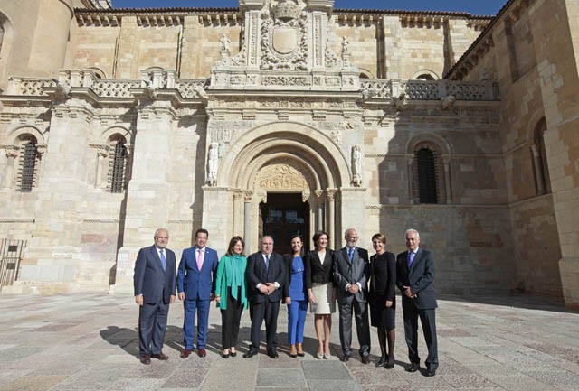 Pilar Rojo explica aos seus homólogos o traballo que desenvolve como presidenta da CALRE co obxectivo de incorporar os parlamentos rexionais na axenda europea