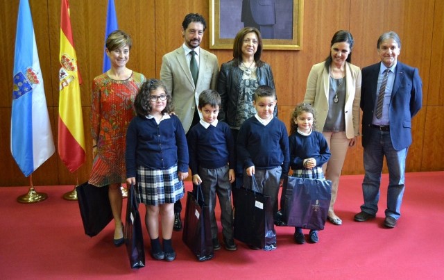 O Parlamento de Galicia acolle a entrega de premios da quinta edición do seu concurso escolar