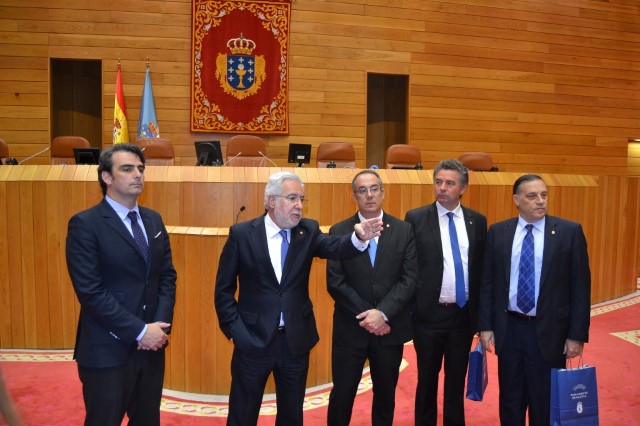 O presidente da Cámara de Representantes de Uruguai visita o Parlamento de Galicia