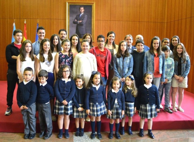 O Parlamento de Galicia acolle a entrega de premios da quinta edición do seu concurso escolar