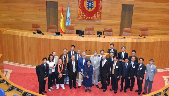 Unha delegación da illa xaponesa de Shikoku visita o Parlamento de Galicia