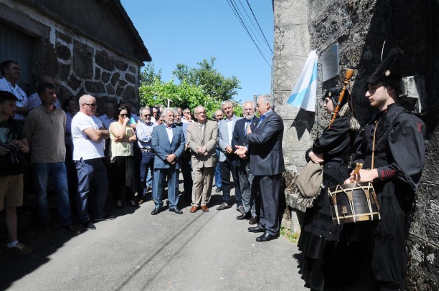 O Parlamento de Galicia súmase á homenaxe a Xaquín Lorenzo, Xocas, no 30º aniversario seu pasamento