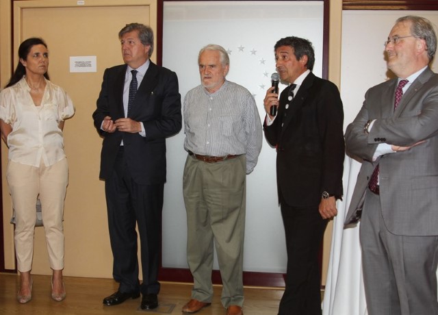 Pilar Rojo asistiu ao acto institucional organizado pola Oficina do Parlamento Europeo e a Representación da Comisión Europea en España con motivo do “Día de Europa”. O acto celebrouse en Madrid, na sede das Institucións Europeas en España.