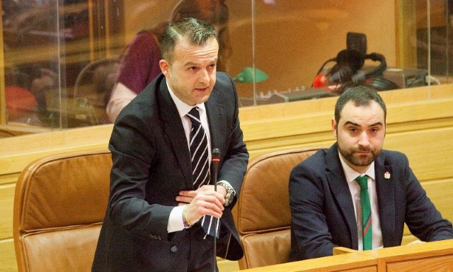 Jesús Goldar Güimil toma posesión como deputado do Parlamento de Galicia