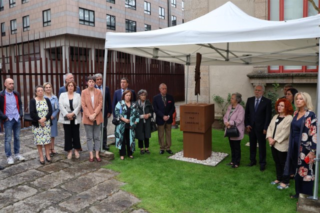 O Parlamento de Galicia rende homenaxe a Alexandre Bóveda e ás vítimas galegas do franquismo