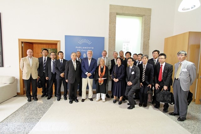 Unha delegación da illa xaponesa de Shikoku visita o Parlamento de Galicia