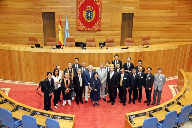 Unha delegación da illa xaponesa de Shikoku visita o Parlamento de Galicia