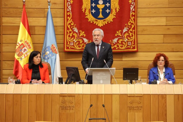 Santalices anima a blindar o Parlamento de Galicia fronte á “convulsión” na procura dunha “política útil” para a xente