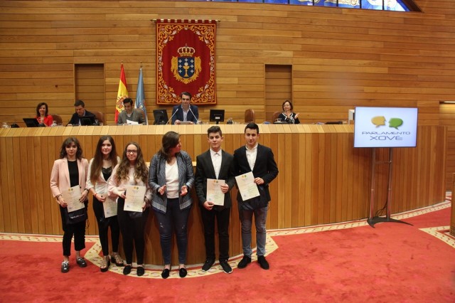 A Cámara galega patrocinará a participación dos gañadores do Parlamento Xove nun certame de ámbito estatal que se celebrará no Senado