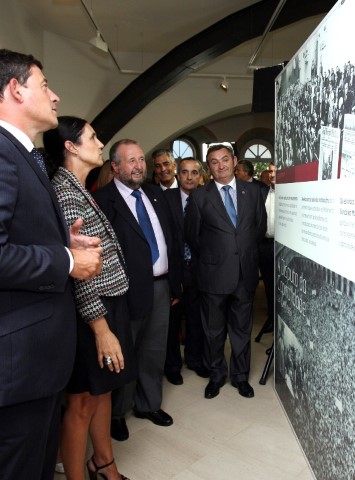 Lugo acolle desde hoxe a exposición histórica sobre as orixes do Parlamento de Galicia