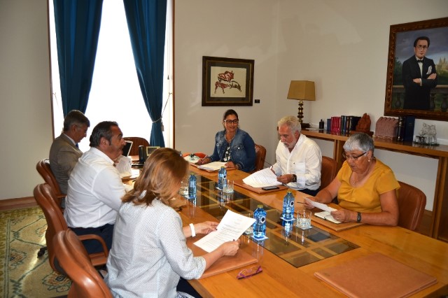 A Mesa do Parlamento de Galicia adopta os acordos relacionados coa disolución da Cámara