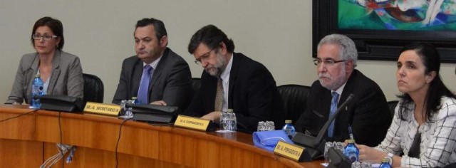 A Comisión de Peticións do Parlamento designa ao vicevaledor 1º para o desempeño das funcións de Valedor do Pobo de xeito interino