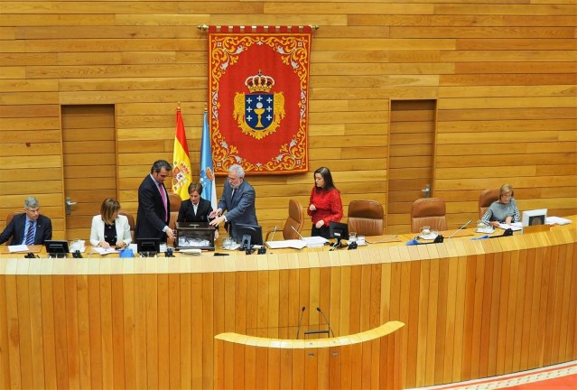 O Parlamento de Galicia elixe dous membros do Consello Social da Universidade de Santiago de Compostela
