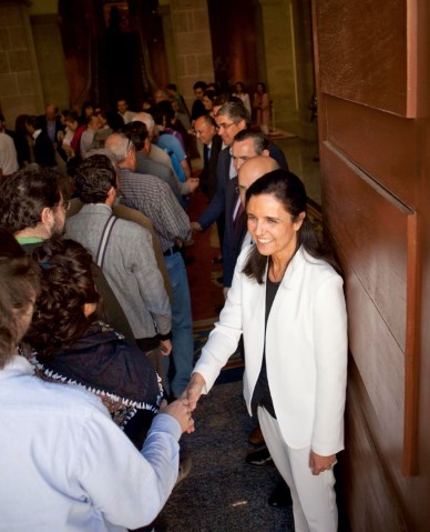 Pilar Rojo agradece a participación na Xornada de Portas abertas do Parlamento, que considera necesaria para incrementar a proxección da institución