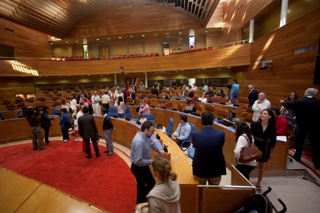 Pilar Rojo agradece a participación na Xornada de Portas abertas do Parlamento, que considera necesaria para incrementar a proxección da institución