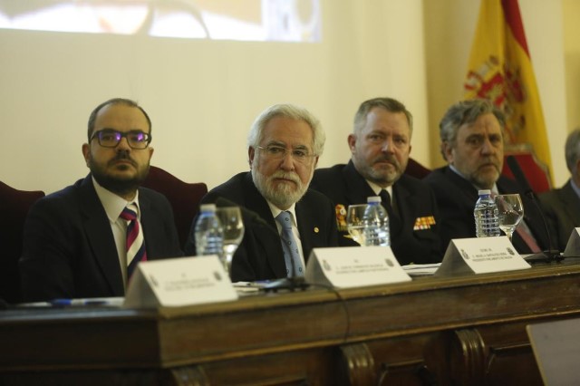 O presidente do Parlamento atribúe á Constitución española “o período de maior estabilidade, crecemento e benestar da nosa historia”