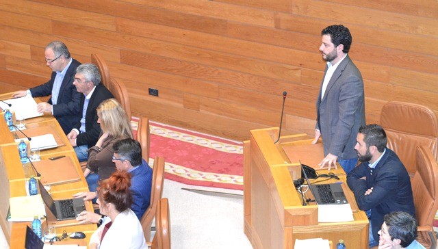 Emilio Vázquez Blanco toma posesión como deputado do Parlamento de Galicia