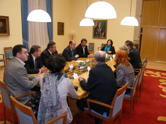 A directora xeral da Unesco visita o Parlamento de Galicia