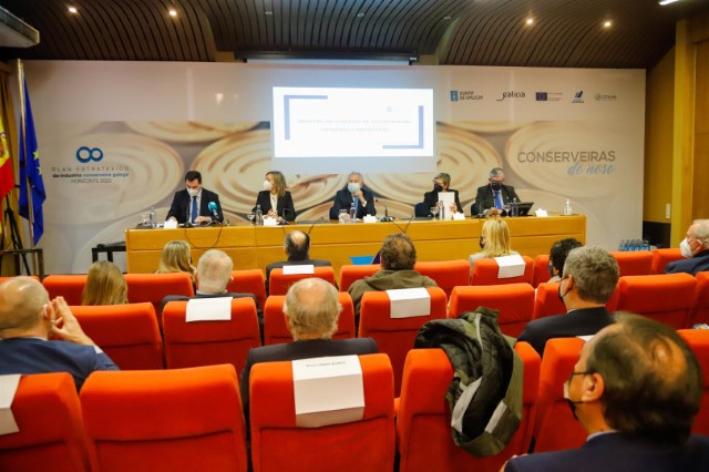 Parlamento e Xunta destinarán 60.000 euros para adquirir conservas de peixe para os bancos de alimentos de Galicia