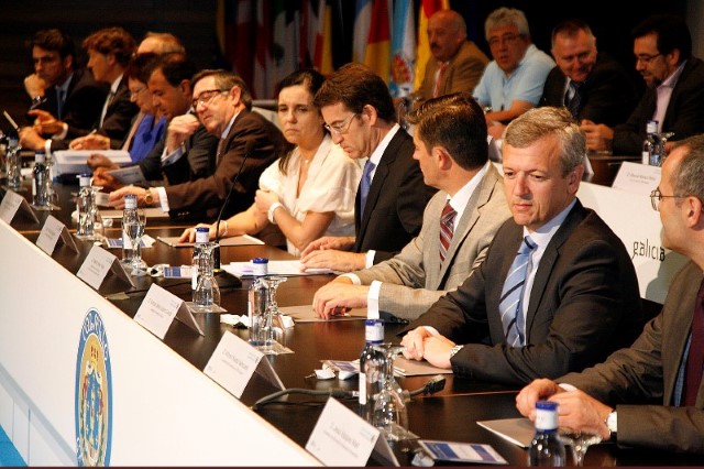 A presidenta do Parlamento de Galicia asistiu á inauguración do Plenario do Consello de Comunidades Galegas