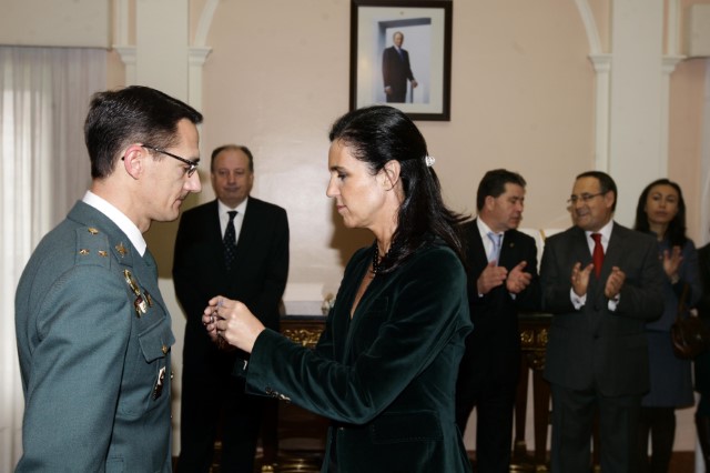 Pilar Rojo asistiu ao acto institucional conmemorativo do XXXII aniversario da Constitución celebrado na Subdelegación do Goberno en Pontevedra, 04-12-2010
